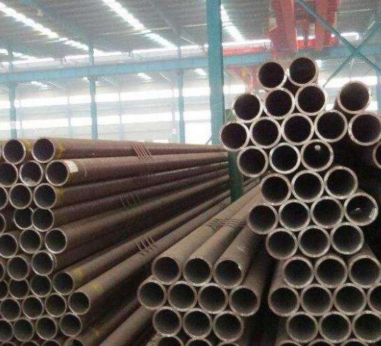 山東無縫<a href='http://www.truthwine.cn/' target='_blank' style='color:#0000FF; text-decoration:underline;'>合金鋼管</a>加工廠家9948石油裂化管價格6479化肥鋼管管道 山東6479無縫鋼管加工廠家9948石油裂化管價格6479化肥鋼管管道